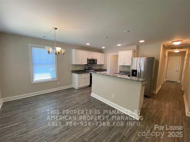 Photo - 1418 Ontario Dr