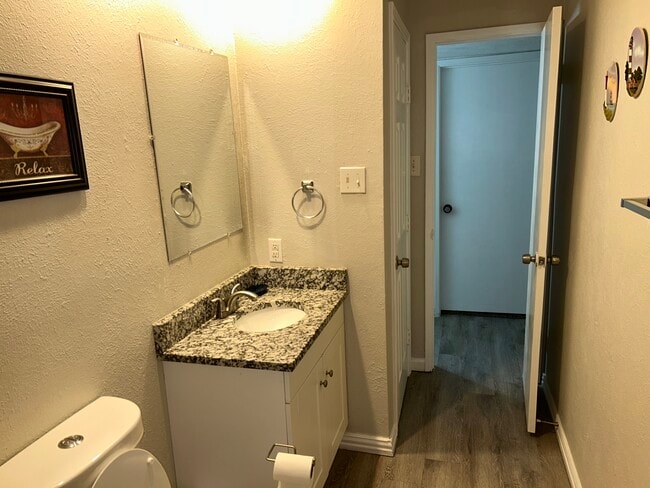 Photo - 7407 Cloverglen Dr