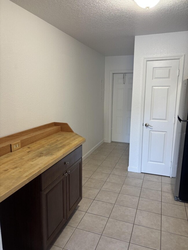 Photo - 751 Hummingbird Way Unit 2