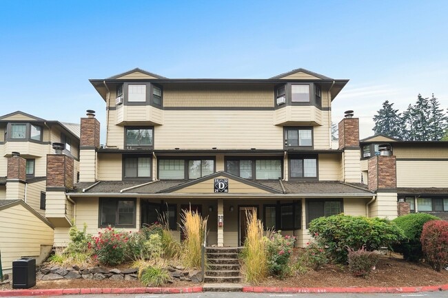 The Rosewood Apartments - The Rosewood Apartments