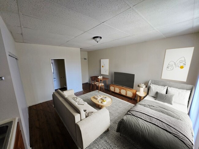 Building Photo - 627 Normandie Ave Unit 2B Rental