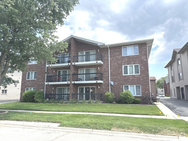 Building Photo - 9529 Minnick Ave Rental