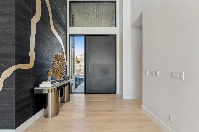 Photo - 3404 Wapiti Cyn Rd