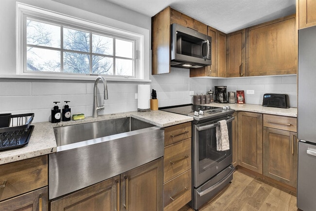 Photo - 902 N 21st St Unidad SI ID1547117P
