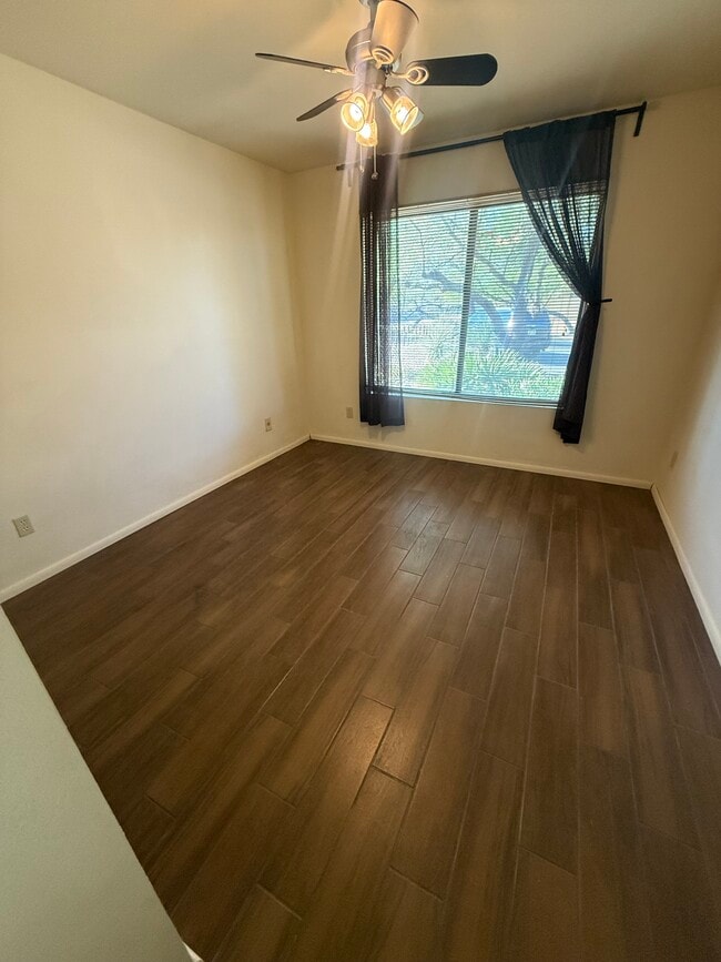 Photo - 200 E Belcourte Pl