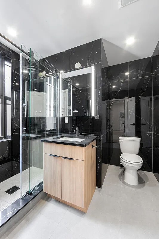 Photo - 205 E 4th St Unit 9