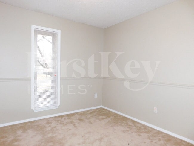 Photo - 3037 Leeridge Dr