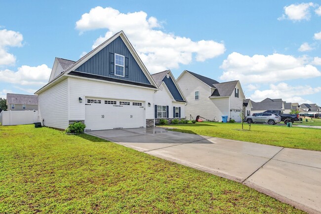 Photo - Spacious Stateside Home with Bonus Room & Screened-In Porch