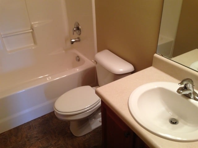 Photo - 428 Bridgewood Ct