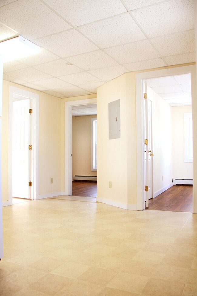 Photo - 19 Greene St Unit APT 2
