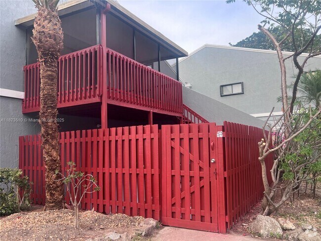 Building Photo - 15 Crossings Cir Unit F Rental
