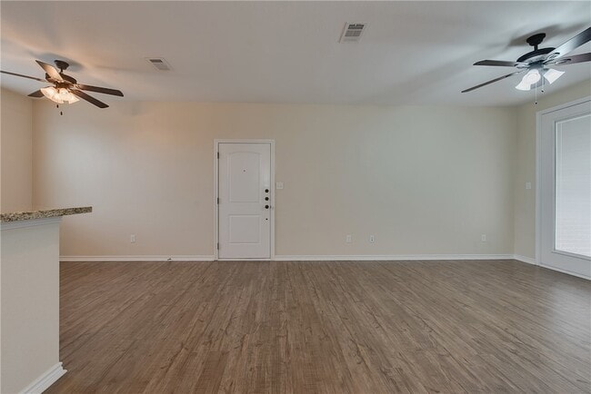 Photo - 1915 Dartmouth St Unidad 3037