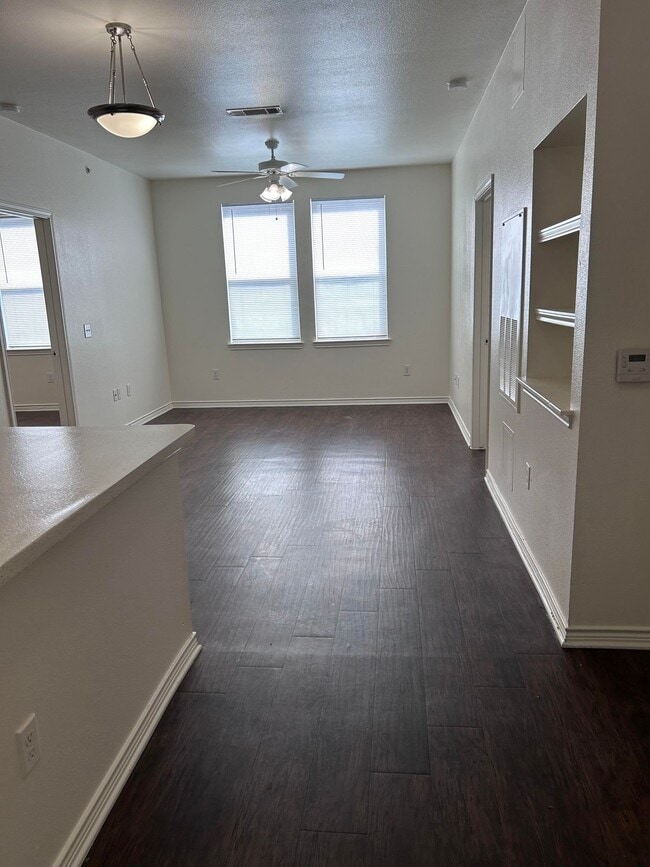 Photo - 703 N San Marcos