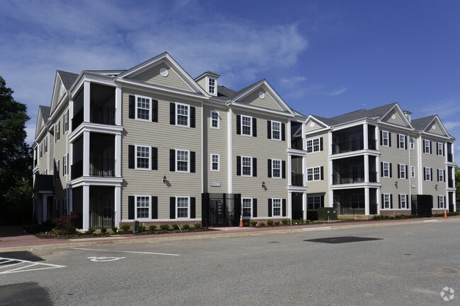 Merchants Square Residences Apartments For Rent in