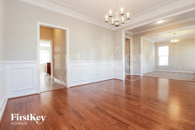 Photo - 519 Chaff Ln