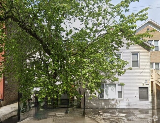 Building Photo - 516 N May St Unit CH Rental