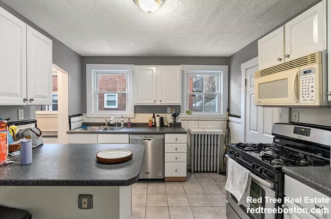 Building Photo - 86 Colborne Rd Rental