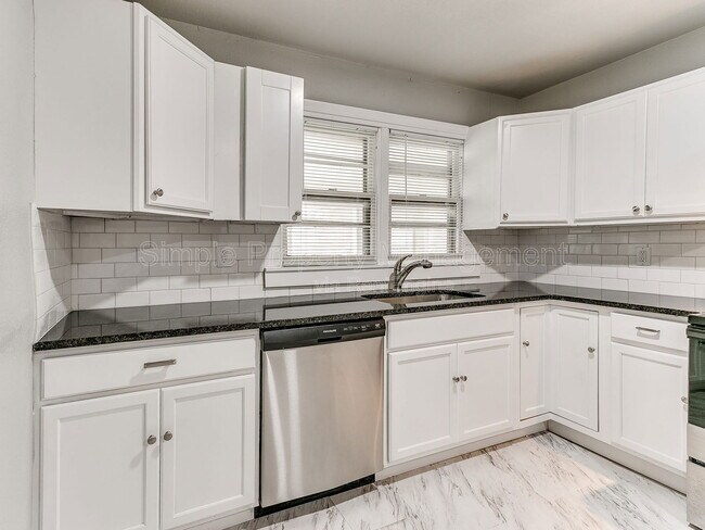 Photo - 3145 NW 47th St