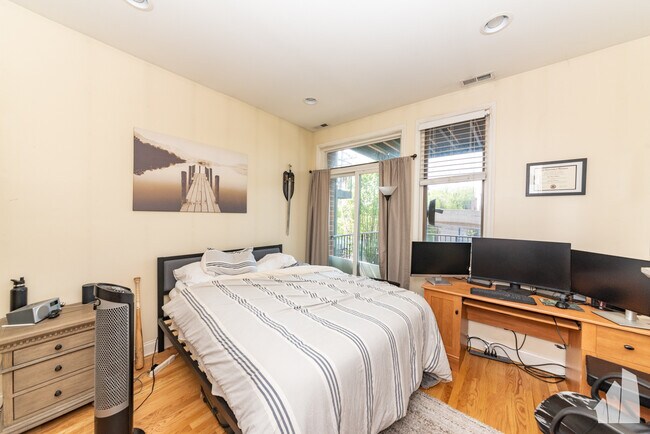 Photo - 1133 W Addison St Unidad 2I