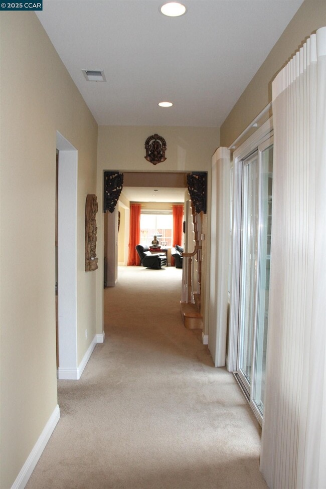 Photo - 852 Bandol Way