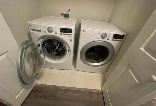 Photo - 10340 Chinaberry Ct