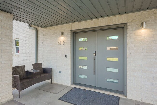 Photo - 6319 Windmill Cir