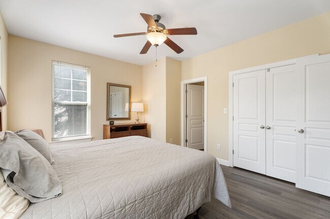 Photo - 2124 Brisbane Woods Way Unidad SI ID1262811P