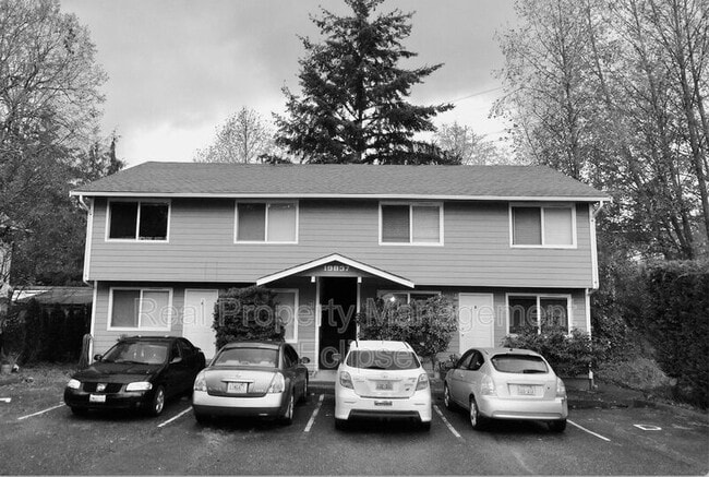 Building Photo - 19837 25th Ave NE