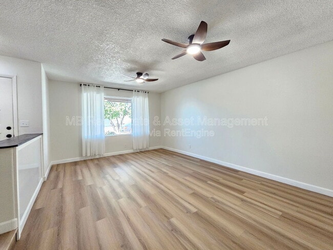 Photo - 5331 W Diana Ave