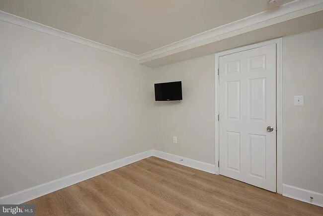 Photo - 711 Colby Ave