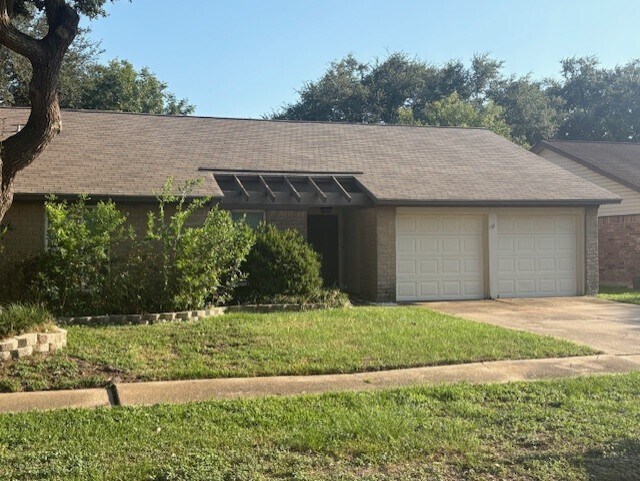 Building Photo - 22419 Deville Dr Rental