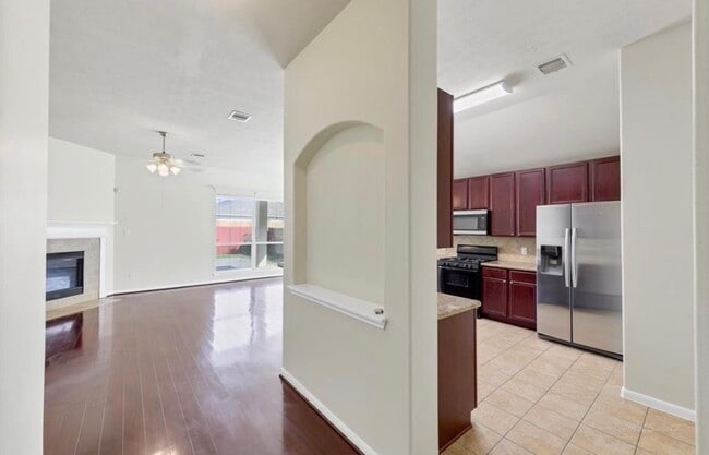 Photo - 19454 Plantation Cove Ln