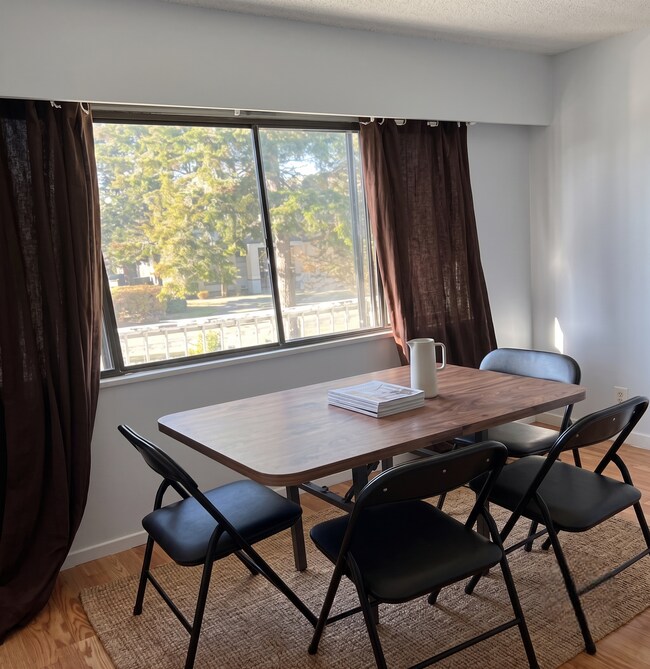 7951 Thormanby Cres Unit 1150
