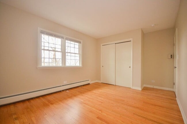 Photo - 25 N Maple Ct Unit 10