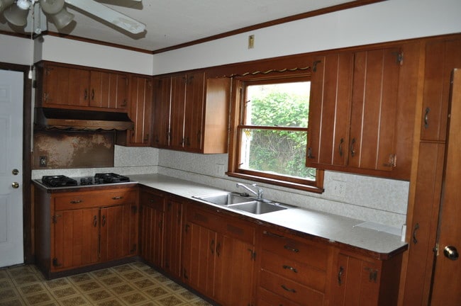Building Photo - 608 Grant Ave Unit 1