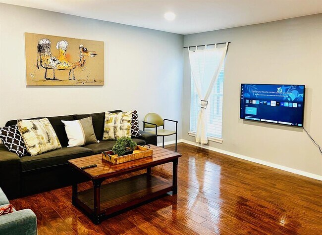 Photo - 6501 E Hill Dr Unidad 105