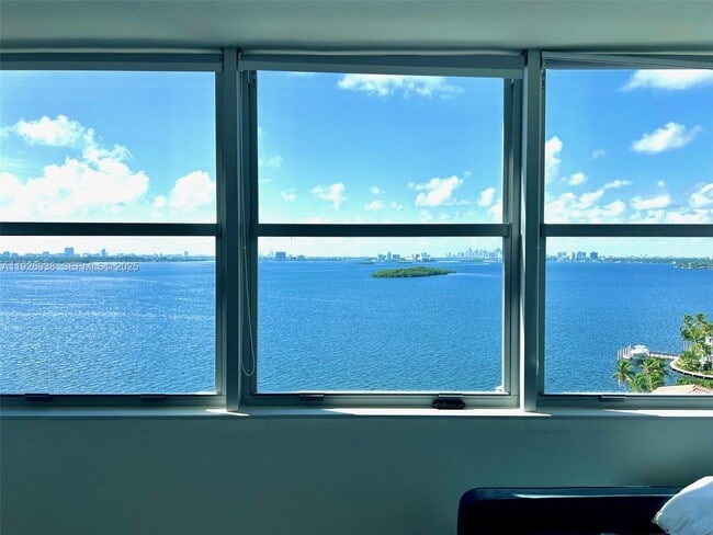 Building Photo - 11930 N Bayshore Dr Unit 1406