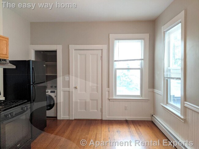 Photo - 18 Park Ave Unit 1