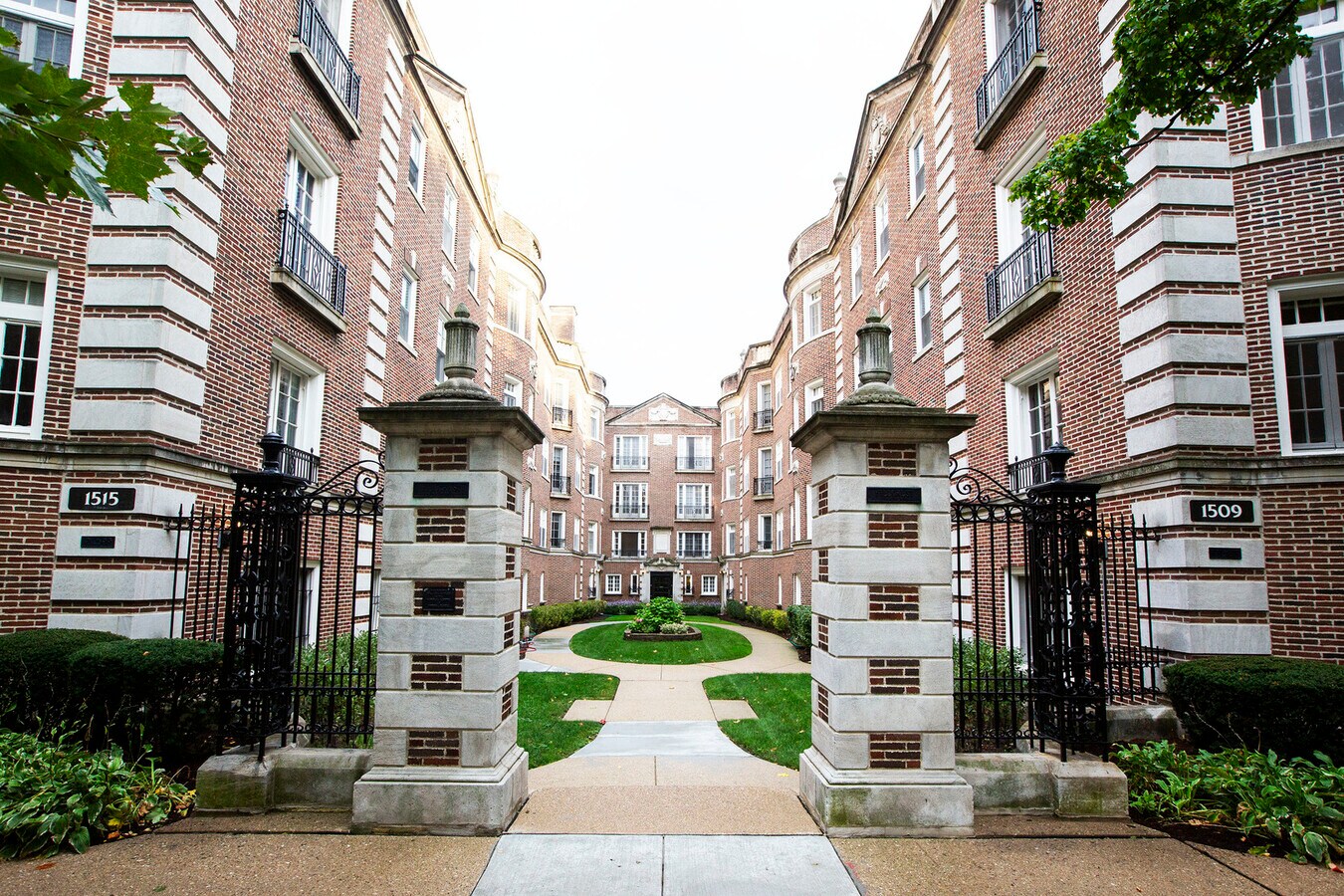 Photo - 1511 Hinman Ave Condo