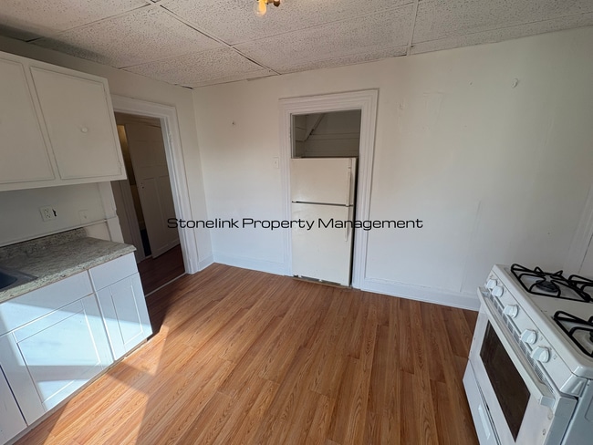 Photo - *66 Princeton Avenue Unidad 3