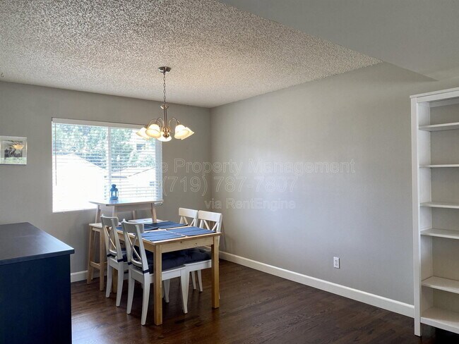 Photo - 2825 Dristol Dr