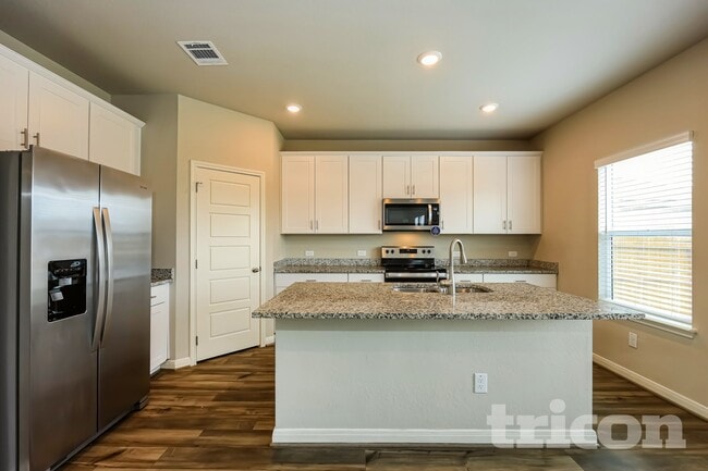 Photo - 13507 Paxton Blvd