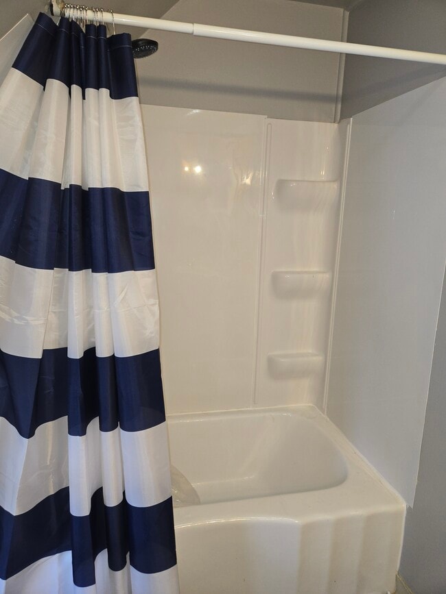 Photo - 927 18th Ave