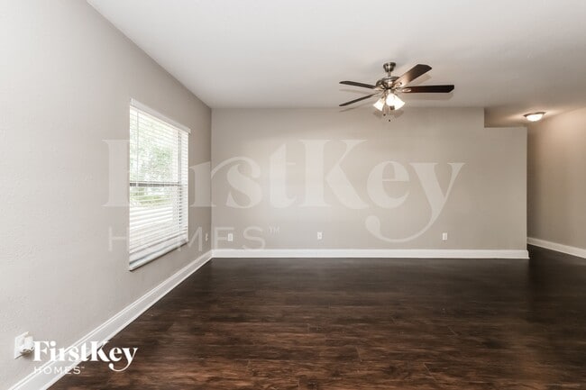 Photo - 1553 S Cranberry Blvd