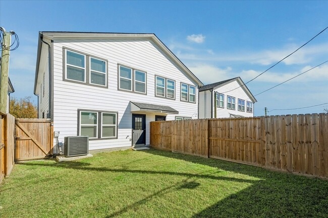 Photo - 9913 Porto Rico Rd Unit B
