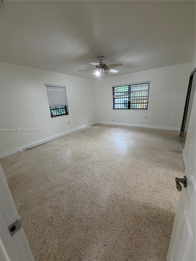 Photo - 631 NE 60th St