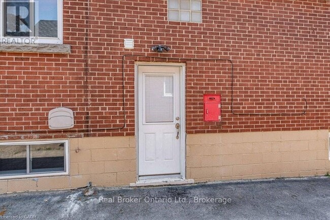Photo - 326 E 19th St