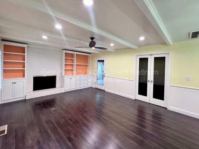 Photo - 1111 W San Jose Ave