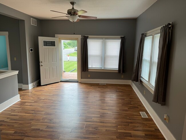 Photo - 924 N 9th St