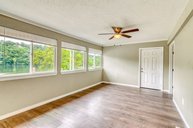 Photo - 2806 MO-76 Unit B1